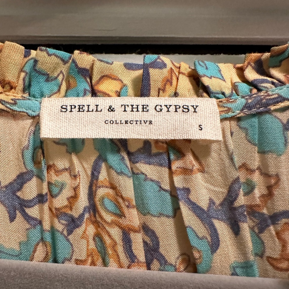Spell Maxi Dress - Picture 3 of 10